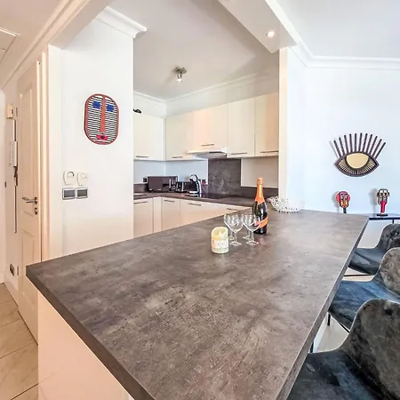 Royal Palm-3 By Interhome Lägenhet