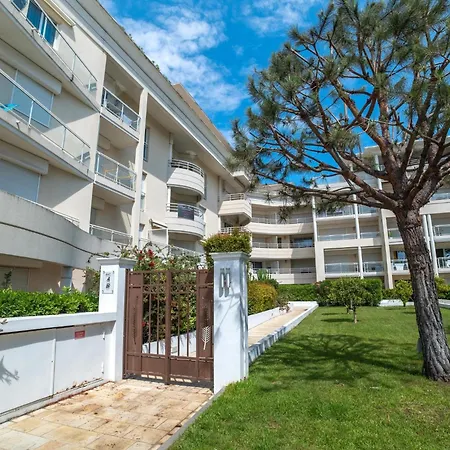 Royal Palm-3 By Interhome Lägenhet Cannes